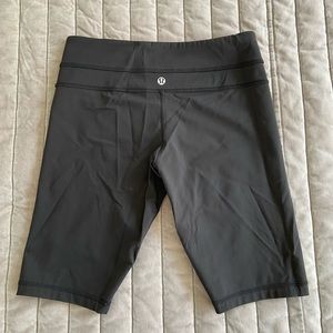 Lululemon black bike shorts